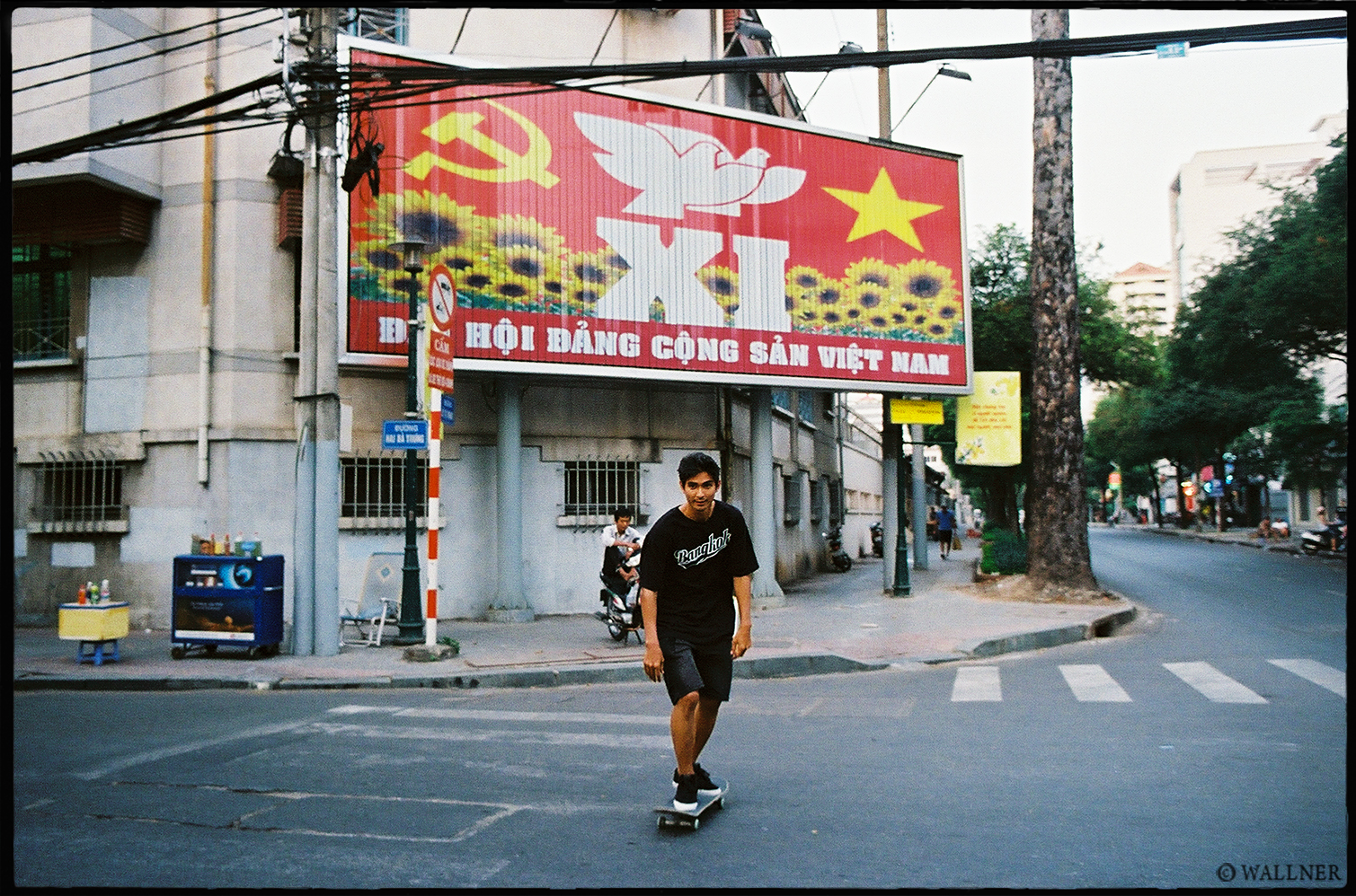 35mmPatrikWallner_Saigon_GengSocialismLOWQ