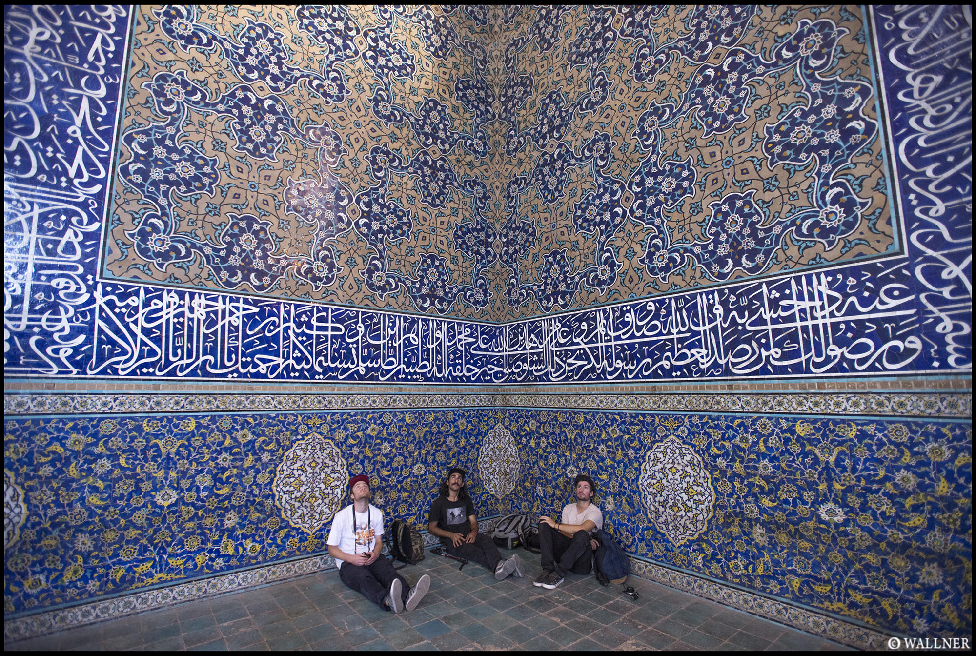 Digital Patrik Wallner Esfahan Blue Mosque LOWQ 2000P w WM