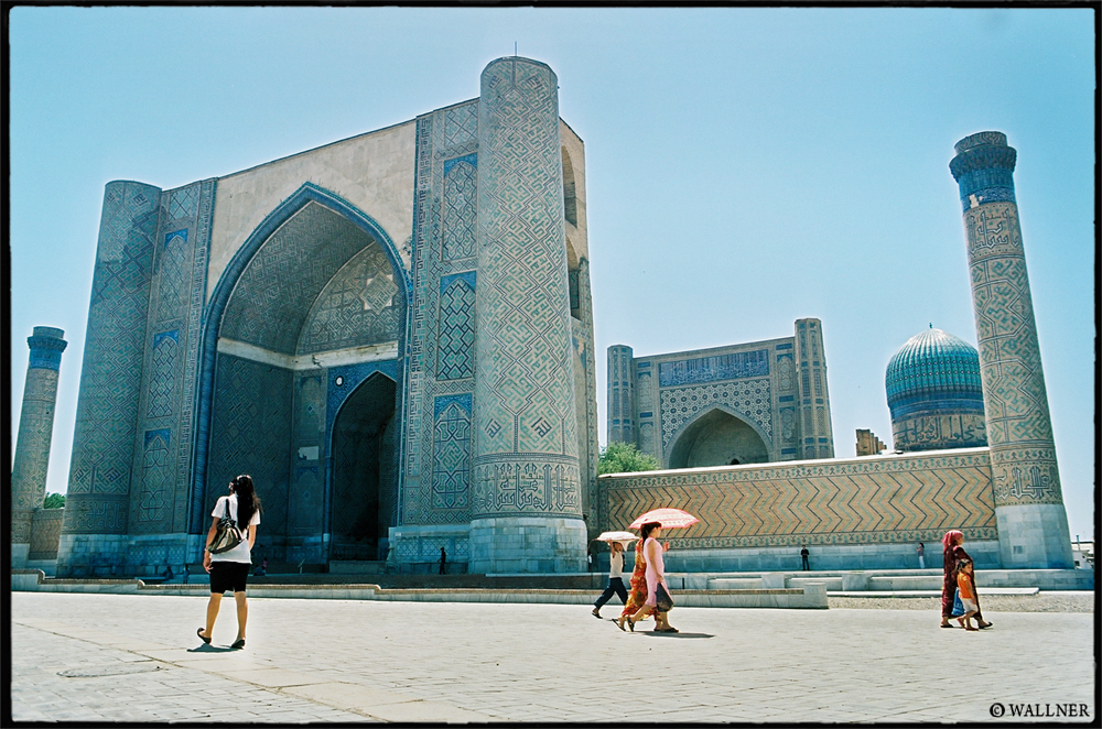 35mmPatrikWallner_Samarkand_TurqouiseLOWQ1000P